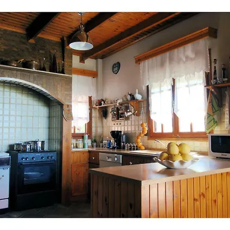 Katina's Farm House Ano Lekhonia