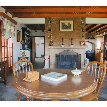 Katina's Farm House Farm stay